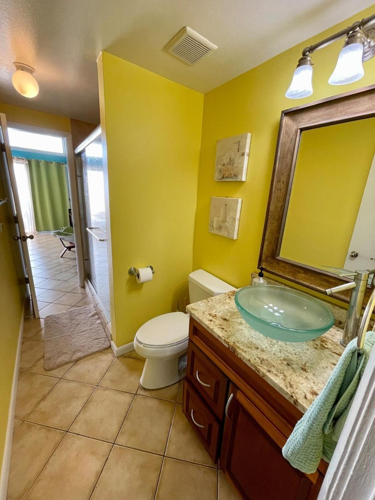 Villa Harbor View 2Bed 1Bath Loft In Downtown Red Hook! East End  Exterior foto