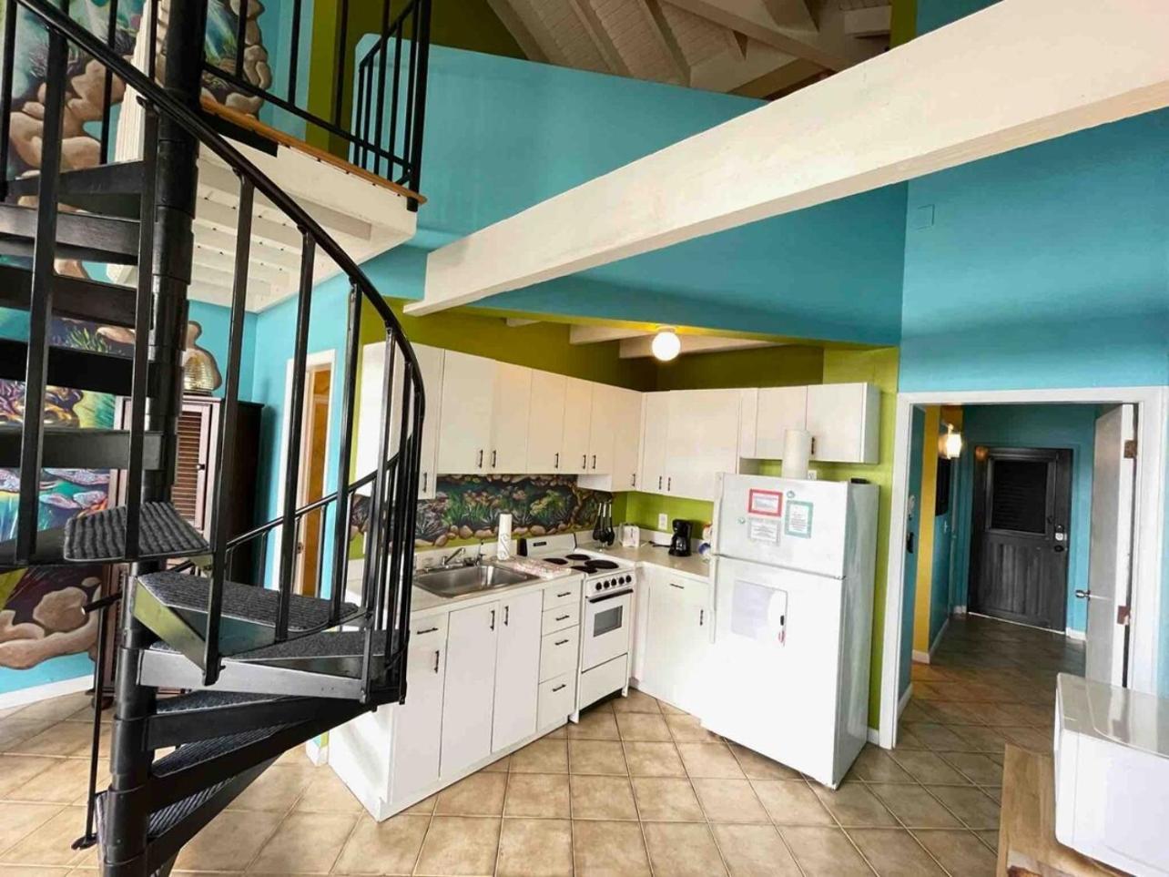 Villa Harbor View 2Bed 1Bath Loft In Downtown Red Hook! East End  Exterior foto
